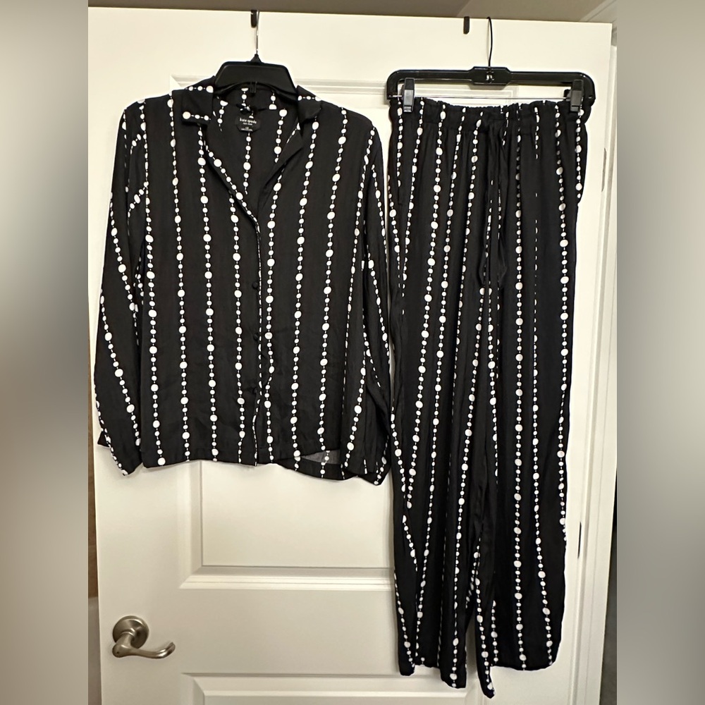 ♠️Kate Spade Black and White 2pc loungewear set